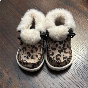 Leopard Print Booties with Faux Fur Lining
